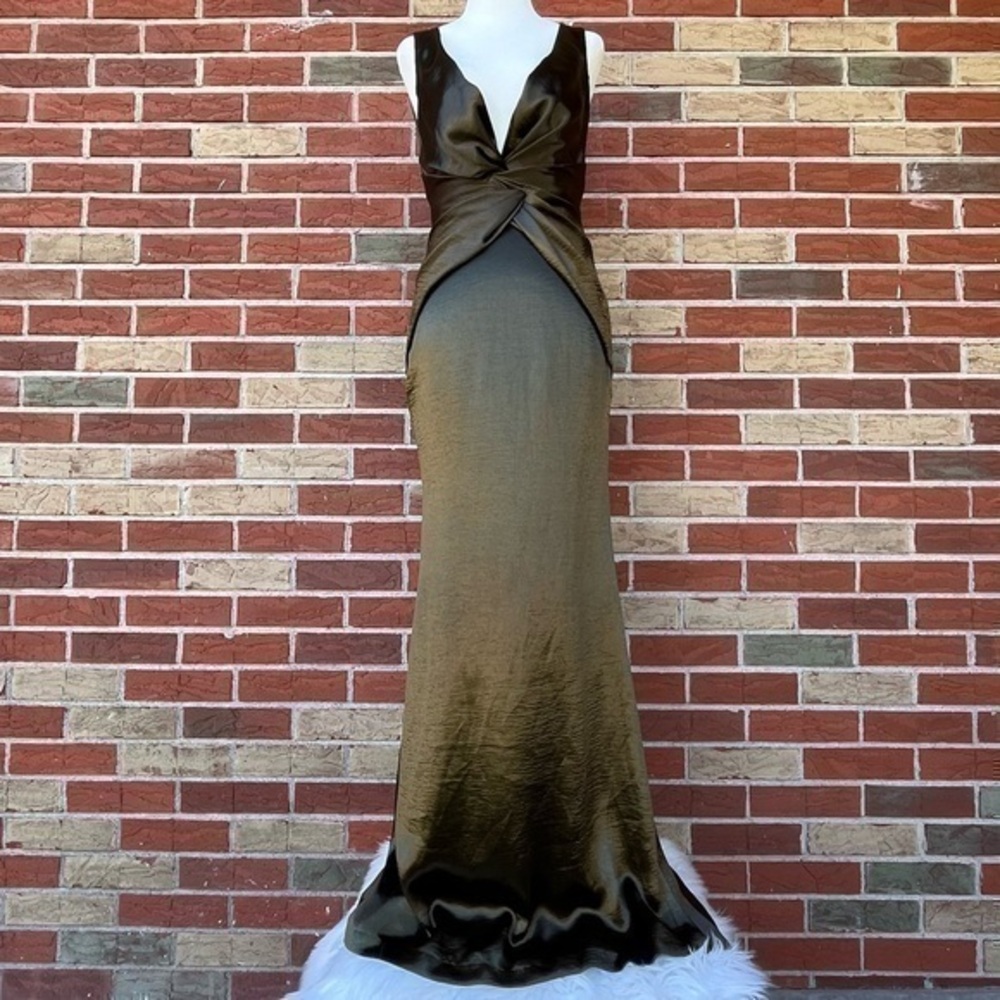 House of CB Zahra NWT V-neck Drape Khaki Green Fishtail Mermaid Maxi Dress 👗